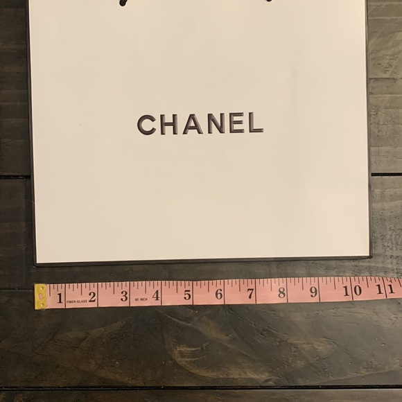 CHANEL shopping bag - Picture 6 of 12
